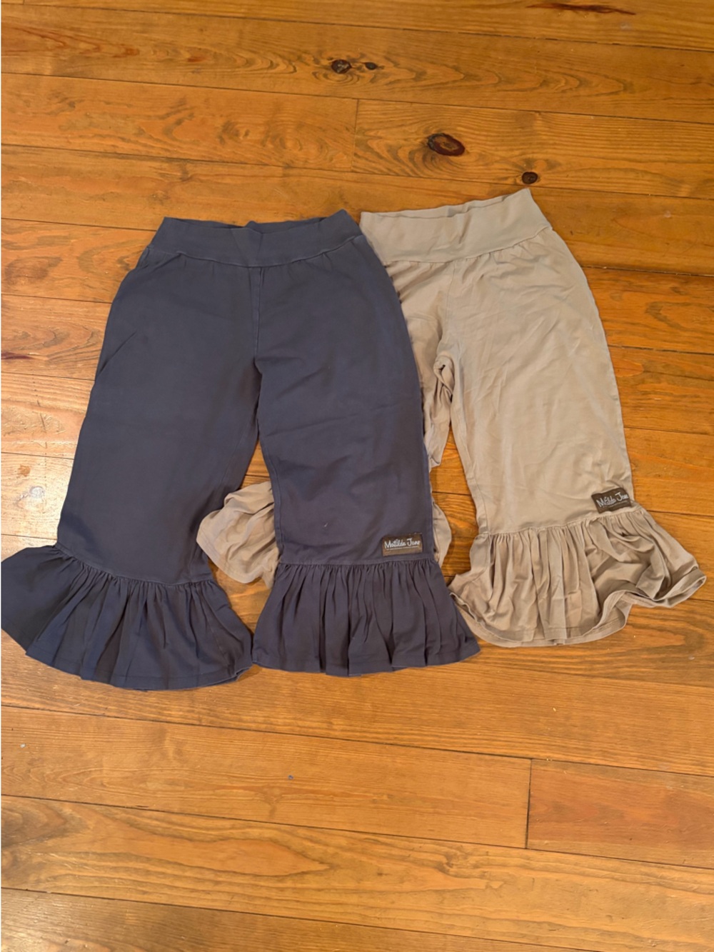 Matilda Jane Women’s Ruffle Hem Pull-On Pants - Navy & Taupe